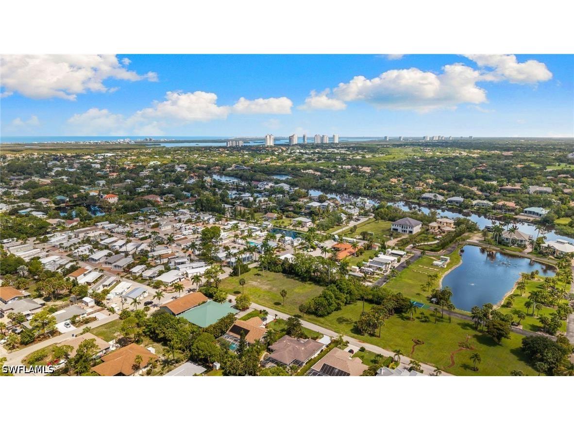 3116 Pine Tree Drive Bonita Springs FL 34134 226020949 image9
