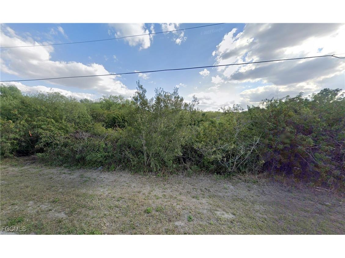 3117 32nd Street SW Lehigh Acres FL 33976 2025000712 image2