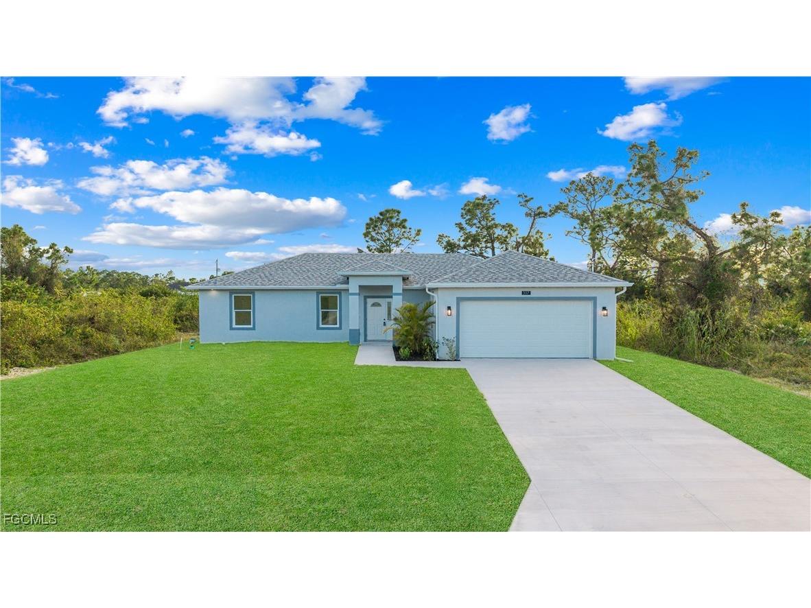 3117 64th Street W Lehigh Acres FL 33971 2026000682 image1