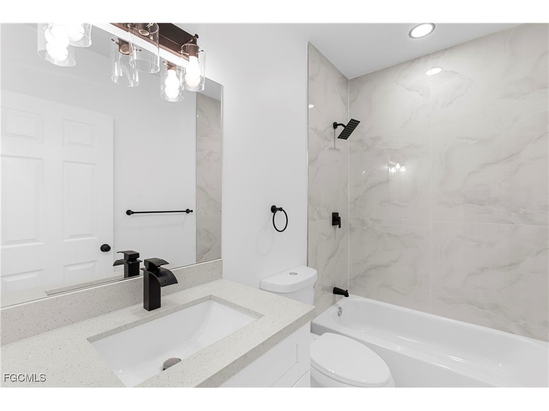 3117 64th Street W Lehigh Acres FL 33971 2026000682 image10