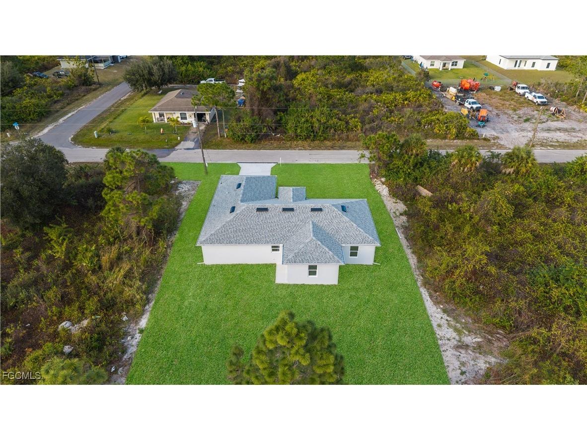 3117 64th Street W Lehigh Acres FL 33971 2026000682 image2