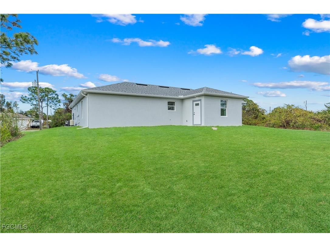 3117 64th Street W Lehigh Acres FL 33971 2026000682 image21