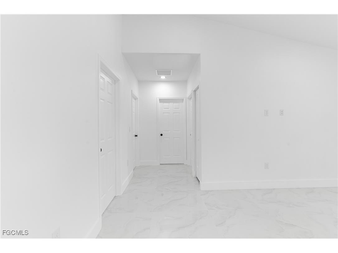 3117 64th Street W Lehigh Acres FL 33971 2026000682 image8