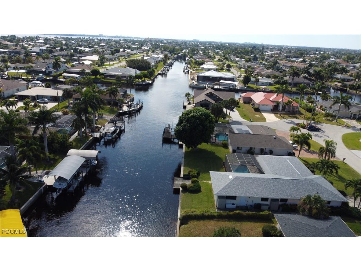 3117 SE 19th Avenue Cape Coral FL 33904 2025019568 image50