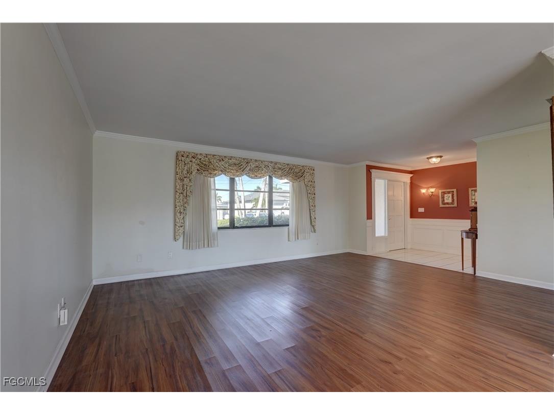 3117 SE 19th Avenue Cape Coral FL 33904 2025019568 image6