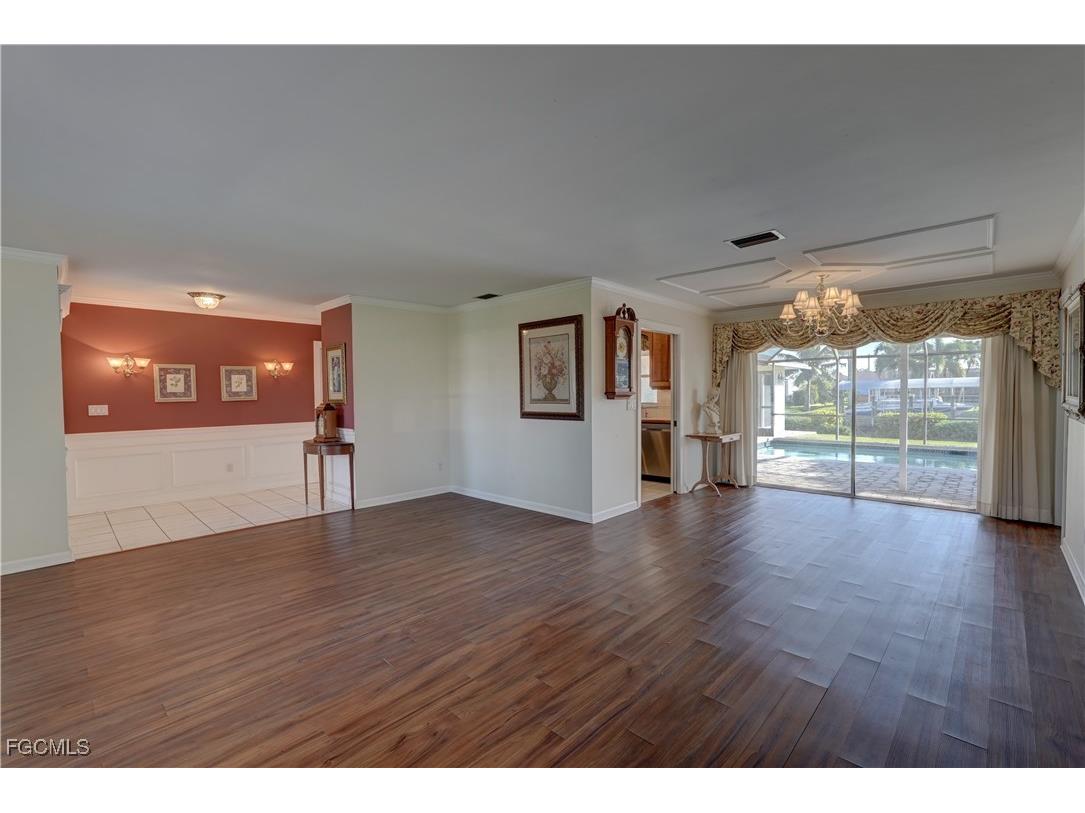 3117 SE 19th Avenue Cape Coral FL 33904 2025019568 image8