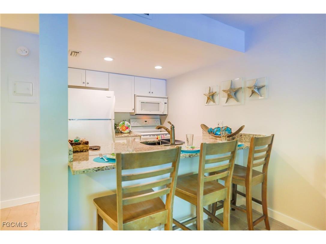 3117 Tennis Villas Captiva FL 33924 2025016323 image10