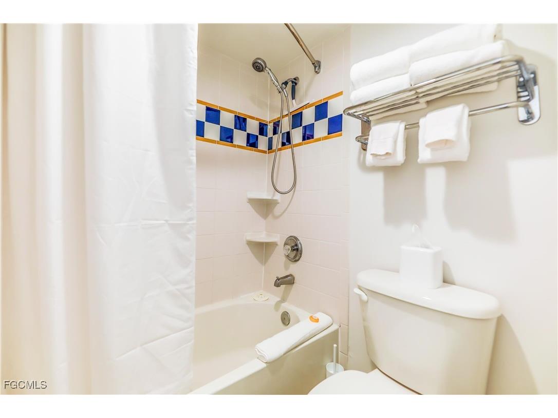 3117 Tennis Villas Captiva FL 33924 2025016323 image16