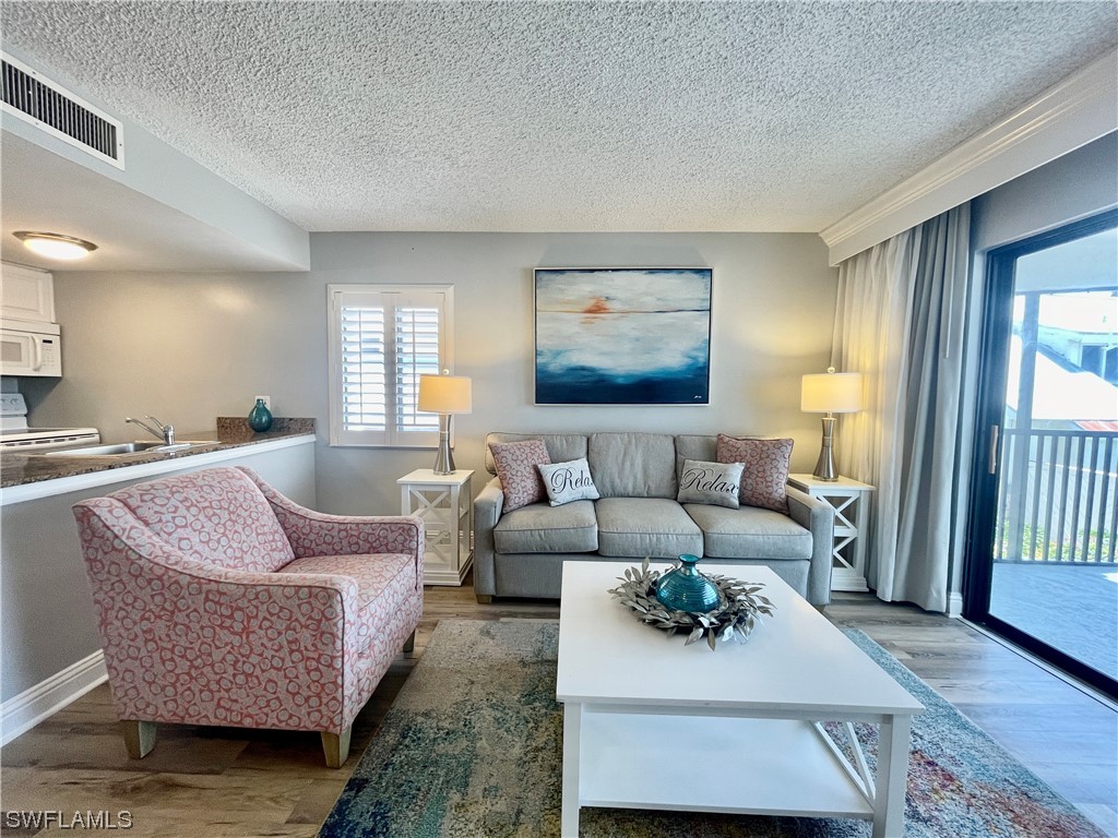 3119 Tennis Villas Captiva FL 33924 223043549 image1