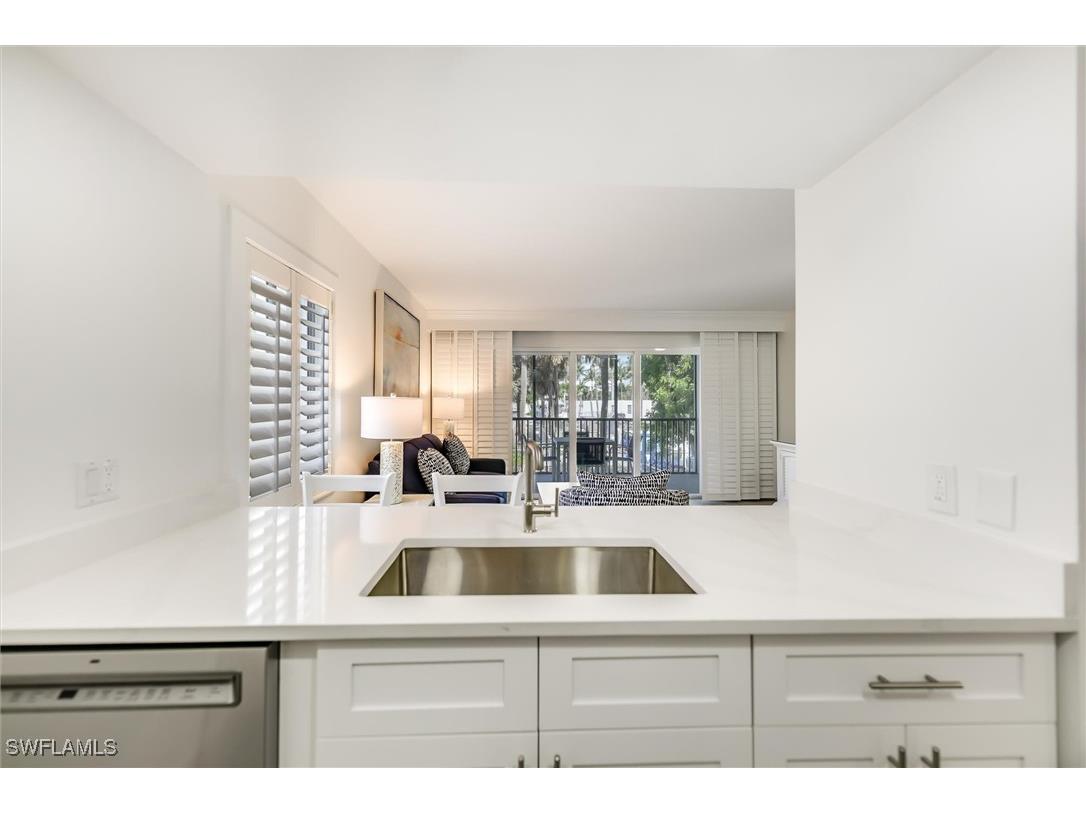 3119 Tennis Villas Captiva FL 33924 225058929 image8