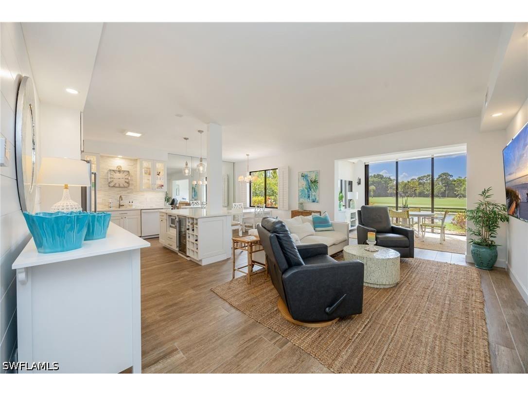 312 Bears Paw Trail Naples FL 34105 226013794 image1