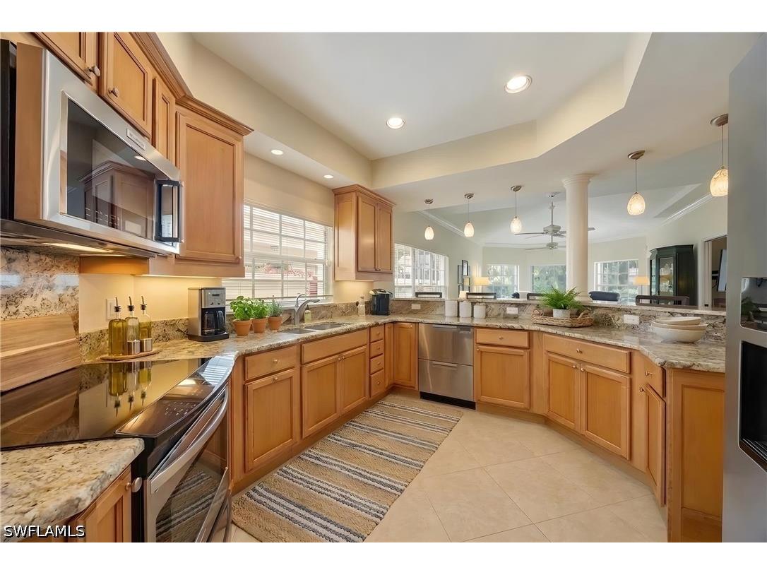 312 Carlton Place #29 Naples FL 34108 226012835 image3