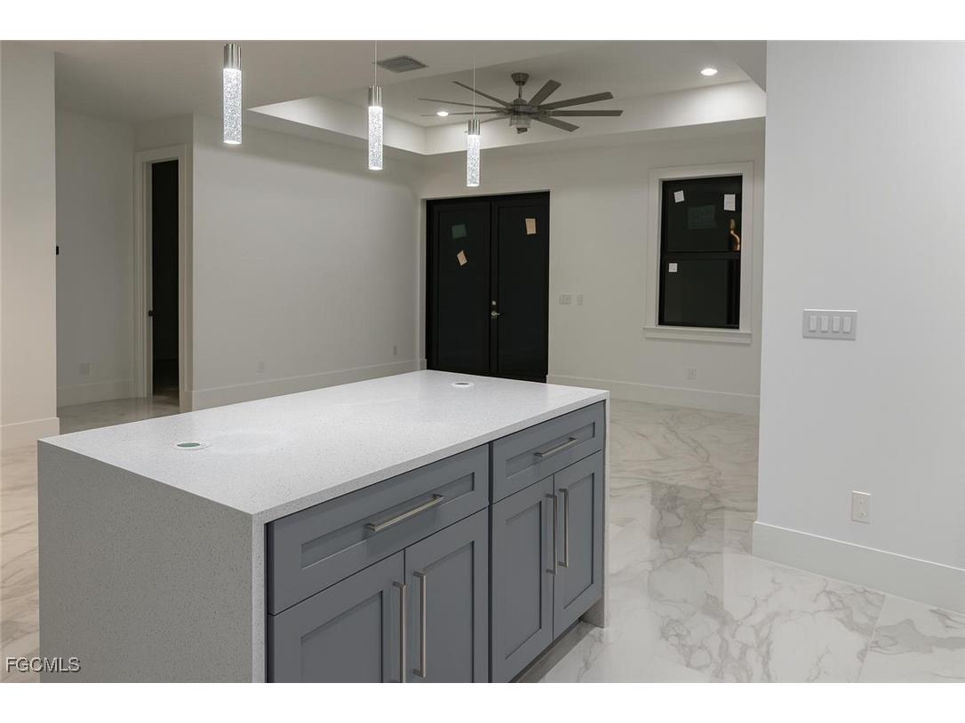 312 El Dorado Boulevard S Cape Coral FL 33991 2025007251 image3