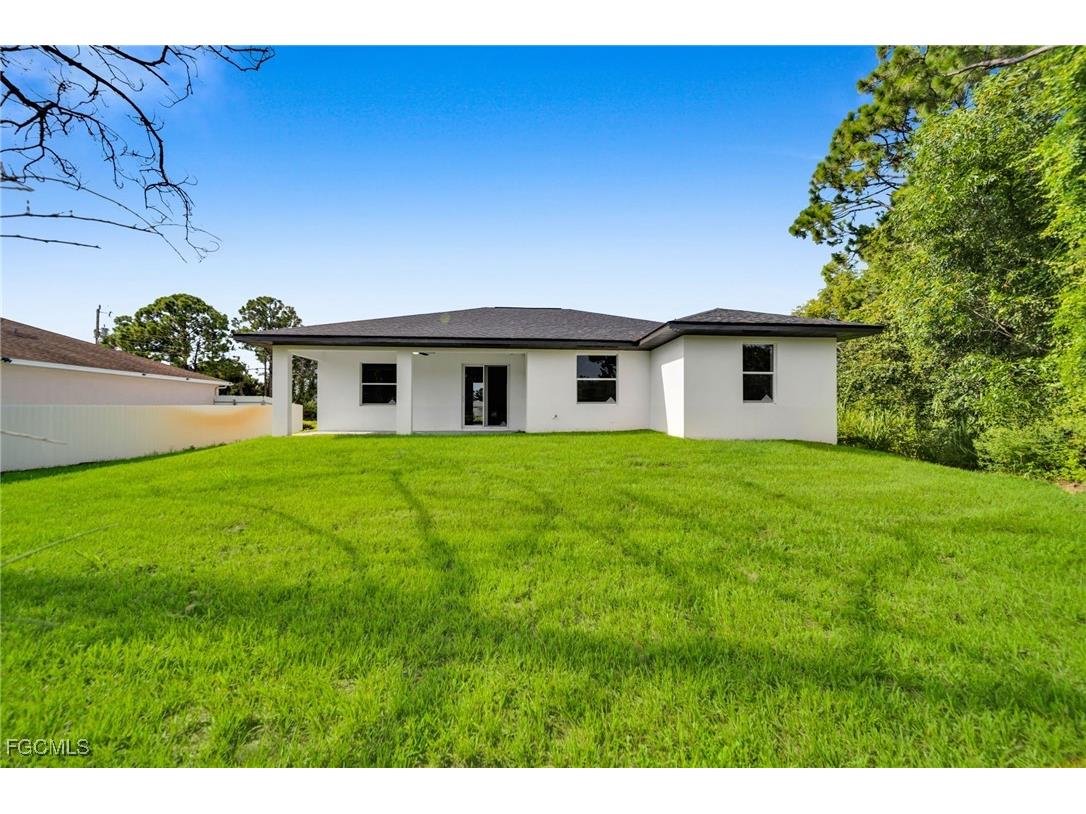 312 Harrison Drive Lehigh Acres FL 33936 2026005025 image3
