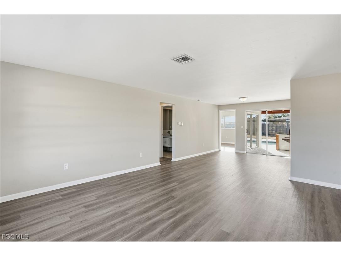 312 Hollywood Street Lehigh Acres FL 33936 2026004113 image10
