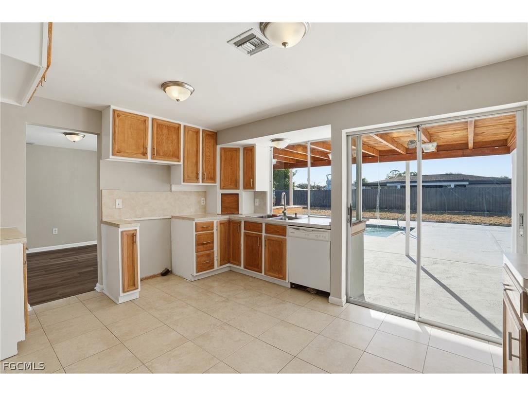 312 Hollywood Street Lehigh Acres FL 33936 2026004113 image19