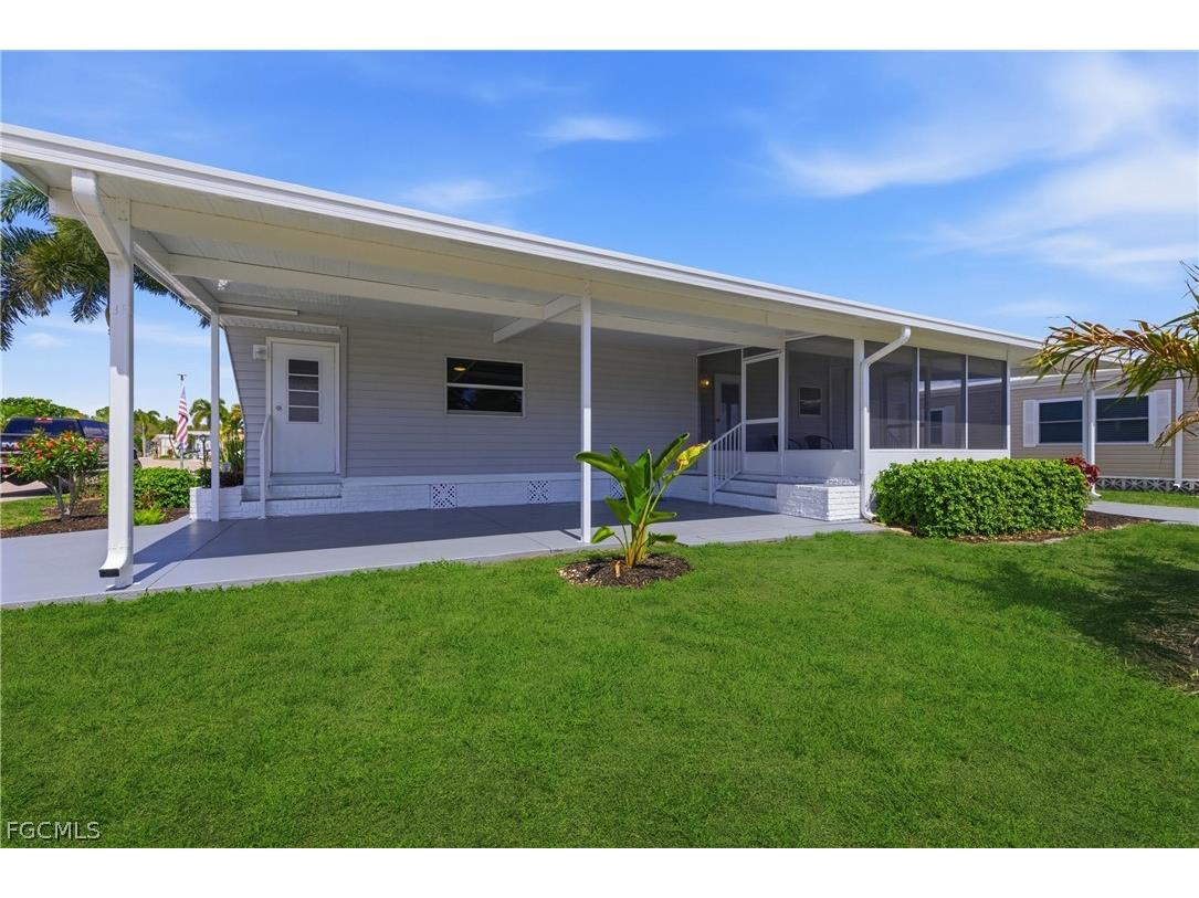 312 Nicklaus Boulevard North Fort Myers FL 33903 2026012592 image3
