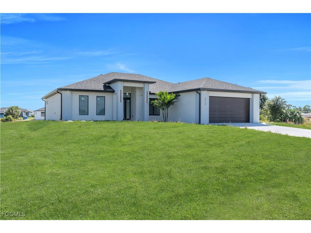 312 Pembroke Street Lehigh Acres FL 33974 2025019750 image2