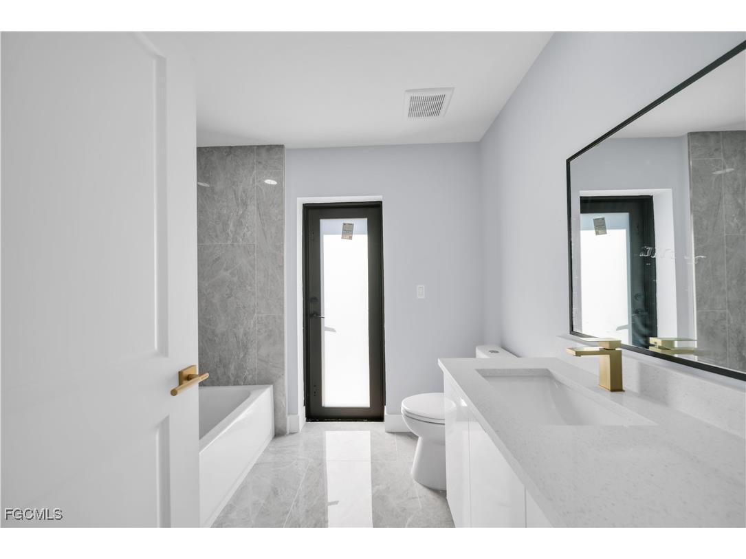 312 Pembroke Street Lehigh Acres FL 33974 2025019750 image32