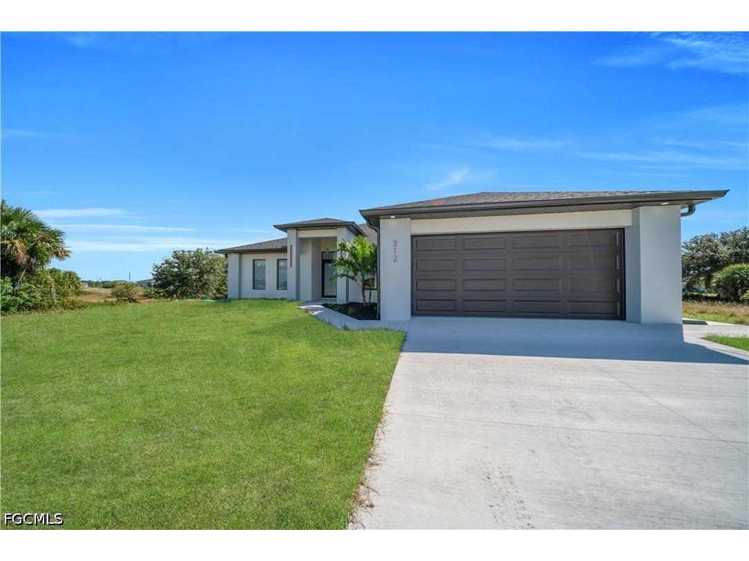 312 Pembroke Street Lehigh Acres FL 33974 2026019777 image2