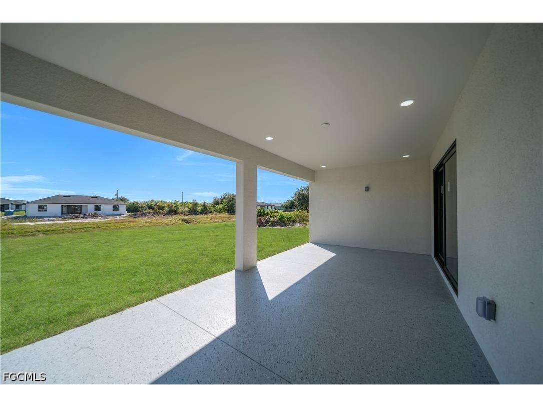 312 Pembroke Street Lehigh Acres FL 33974 2026019777 image28