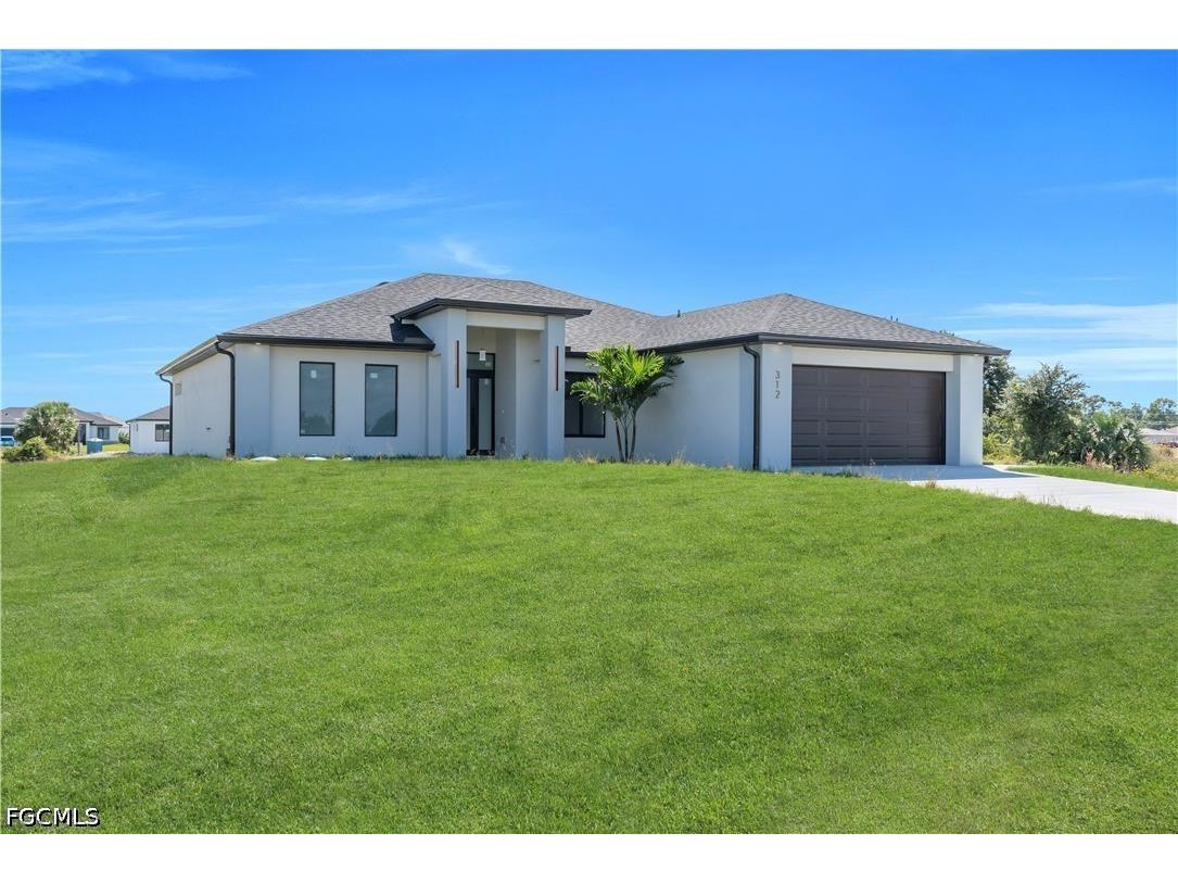 312 Pembroke Street Lehigh Acres FL 33974 2026029620 image2