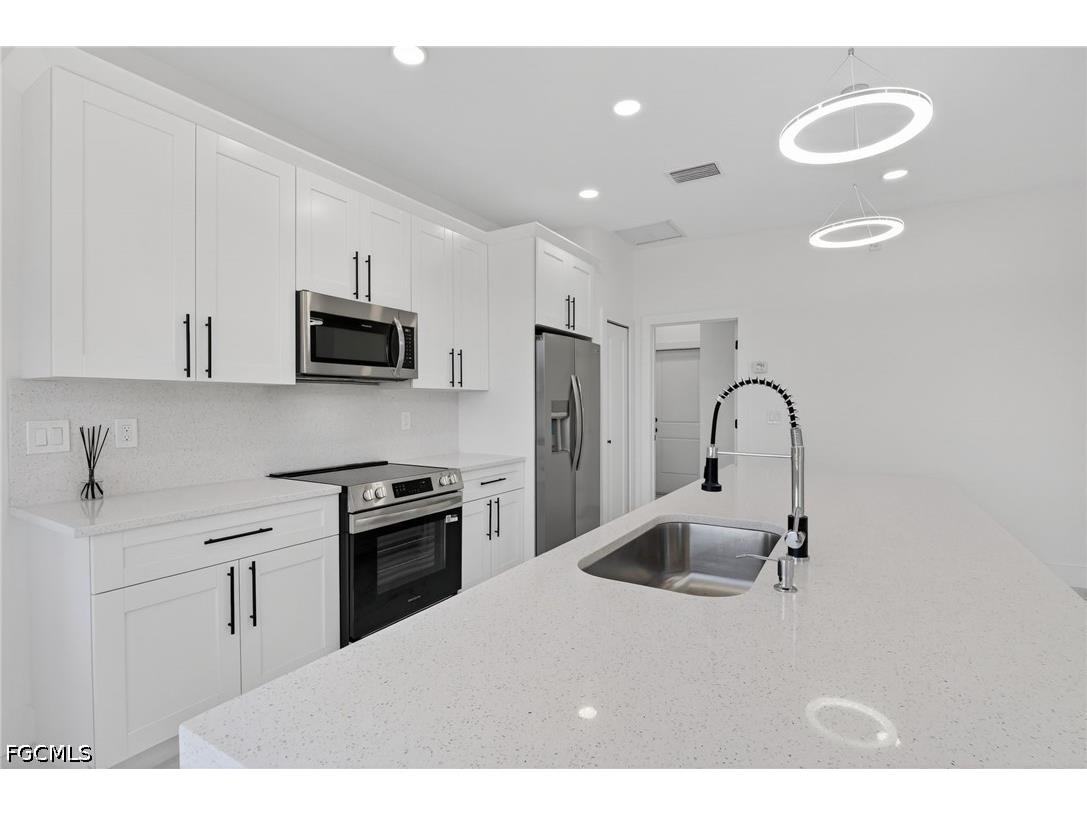 312 Rand Avenue Lehigh Acres FL 33974 2025026378 image10