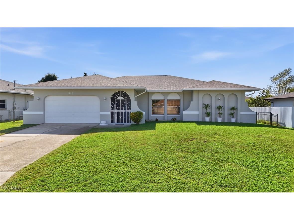 312 SE 27th Street Cape Coral FL 33904 2025020839 image1