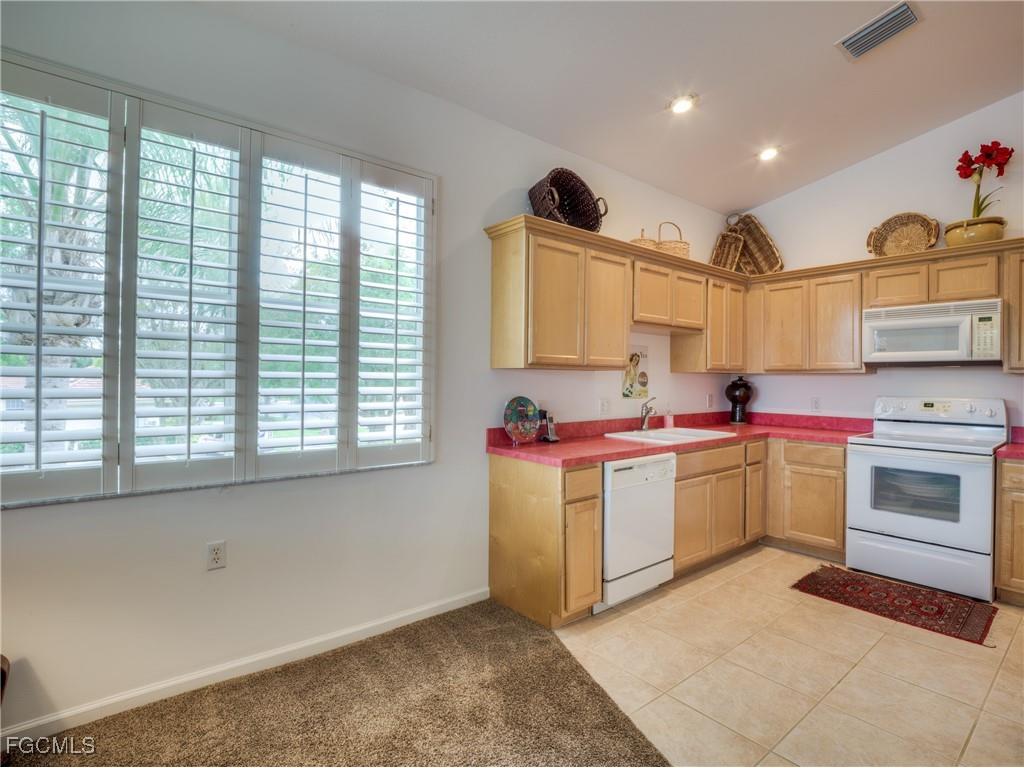 3120 Meandering Way #202 Fort Myers FL 33905 2025026021 image16