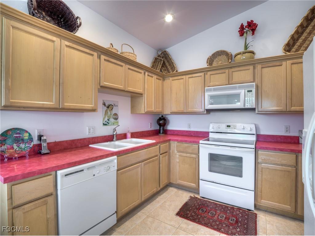 3120 Meandering Way #202 Fort Myers FL 33905 2025026021 image18