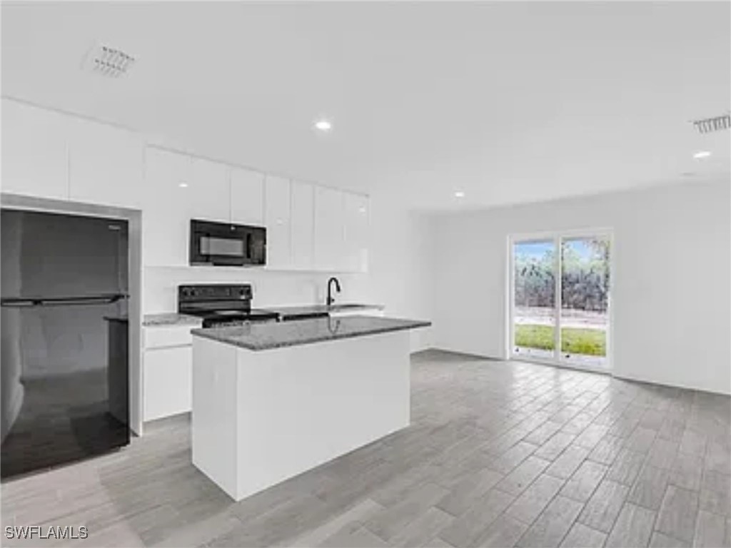 3120 Peters Avenue Naples FL 34112 225081628 image5