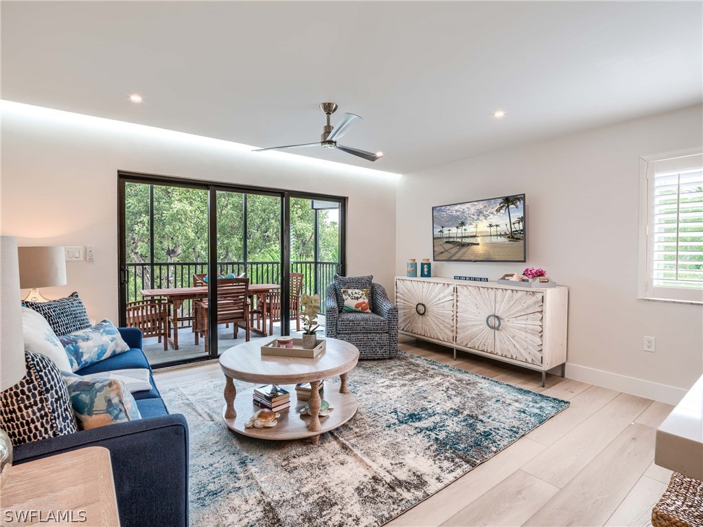 3120 Tennis Villas Captiva FL 33924 224058174 image1