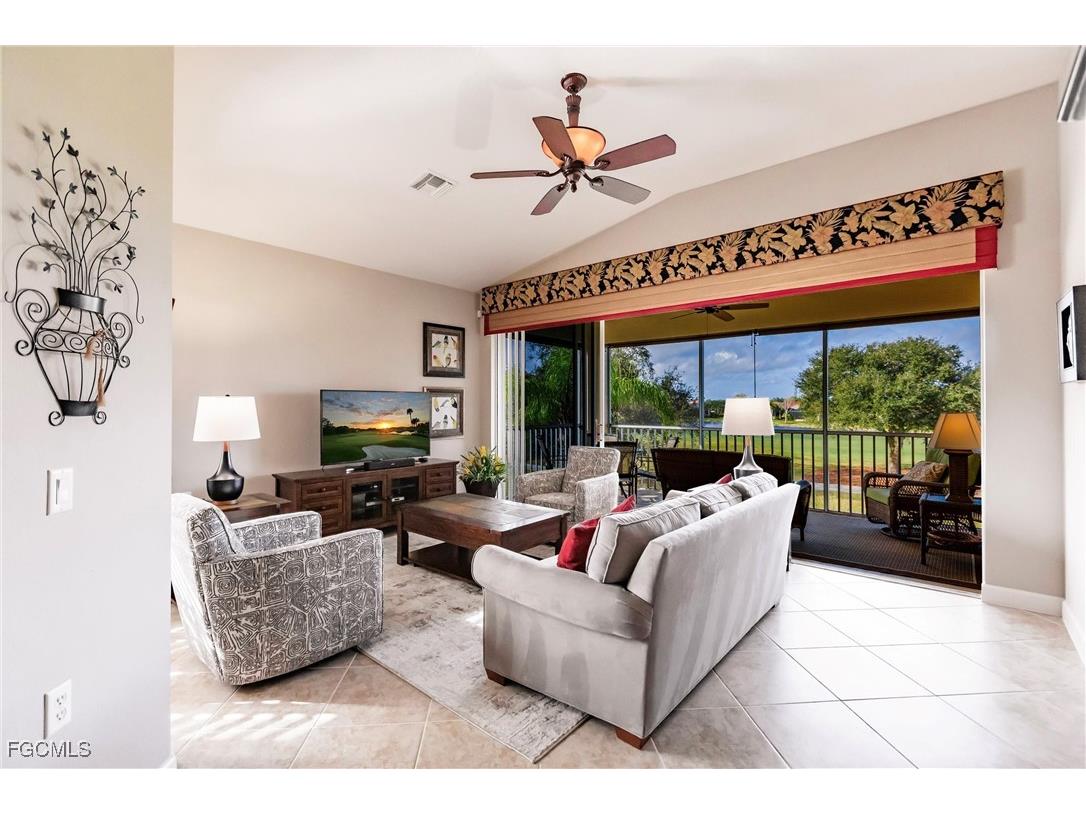 3121 Meandering Way #201 Fort Myers FL 33905 2025017279 image1