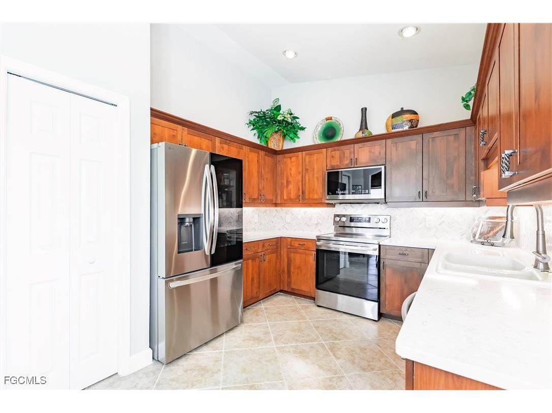 3121 Meandering Way #201 Fort Myers FL 33905 2025017279 image13