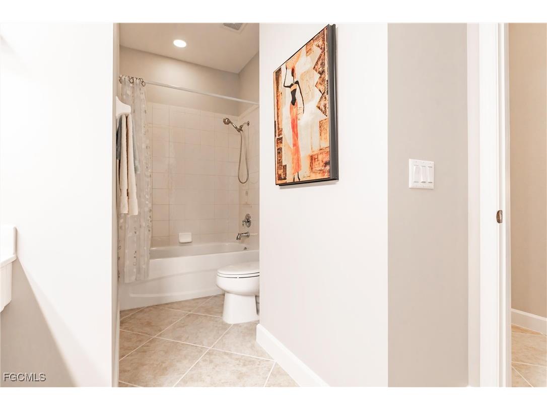 3121 Meandering Way #201 Fort Myers FL 33905 2025017279 image28