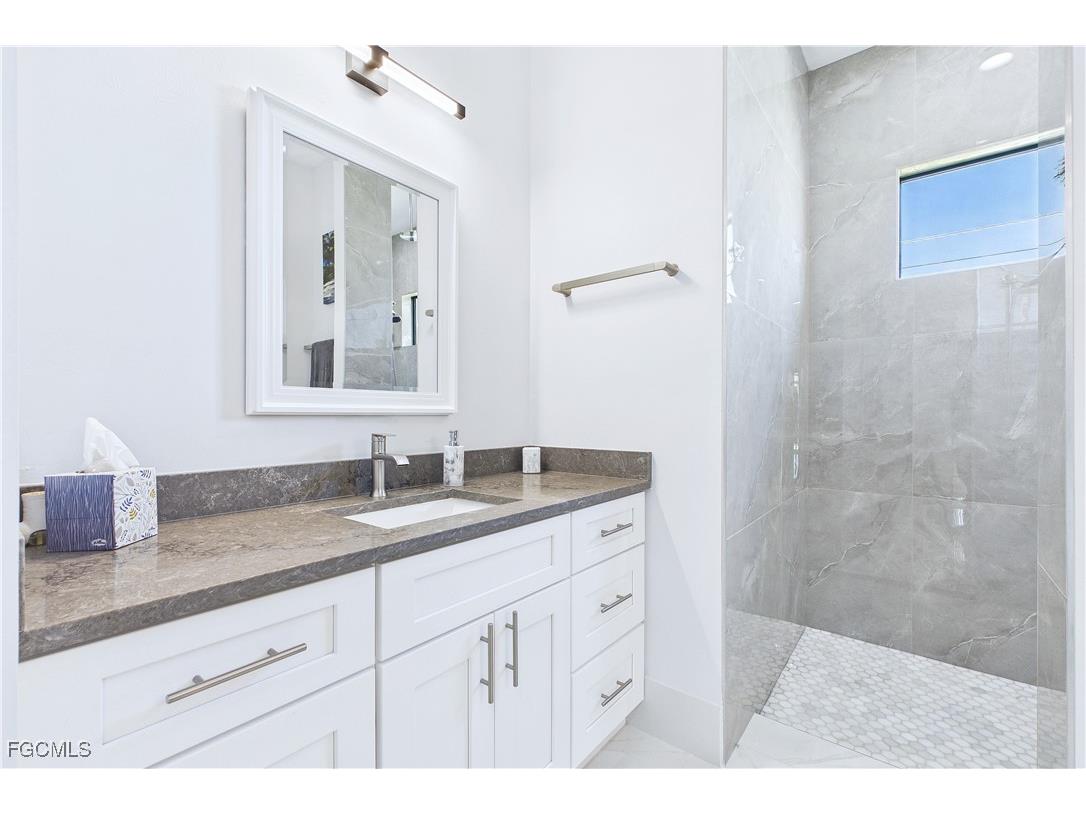 3121 SW 26th Place Cape Coral FL 33914 2026005703 image30
