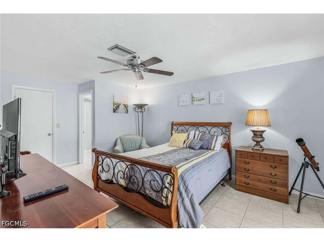 3122 SE 22nd Place Cape Coral FL 33904 2026021020 image15