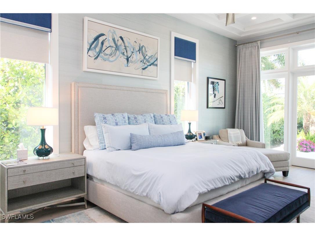 3123 Crayton Road Naples FL 34103 225085069 image9