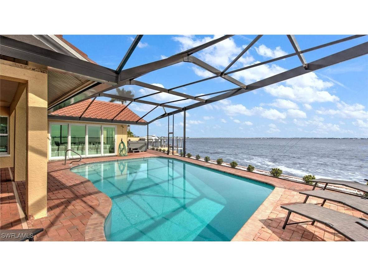 3123 SE 22nd Place Cape Coral FL 33904 225057691 image5