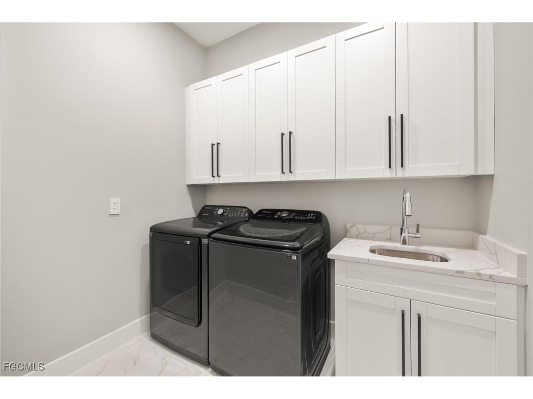 3123 SW 29th Avenue Cape Coral FL 33914 2025020831 image33