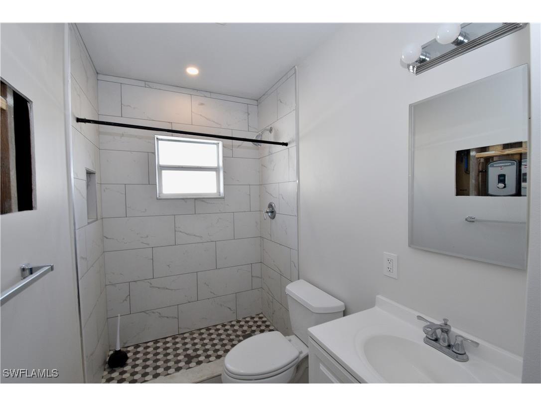 3125 Barrett Avenue Naples FL 34112 225075617 image5