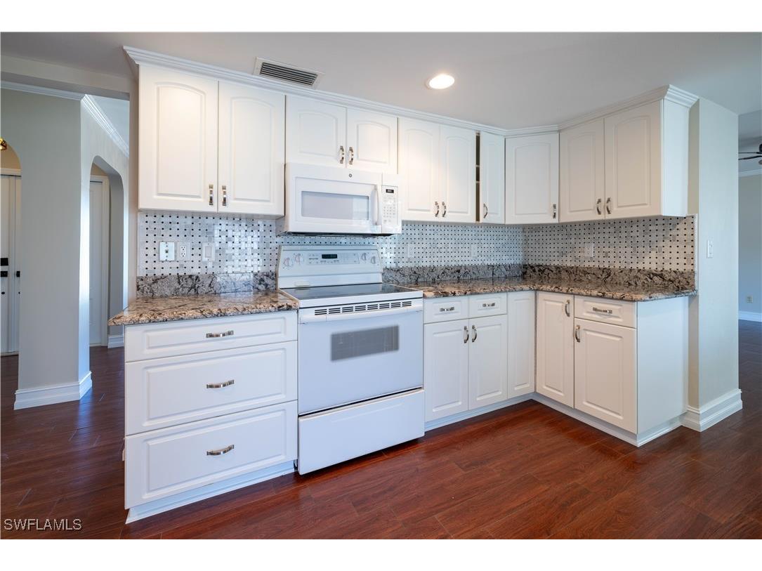 3125 SE 22nd Avenue Cape Coral FL 33904 225039102 image8