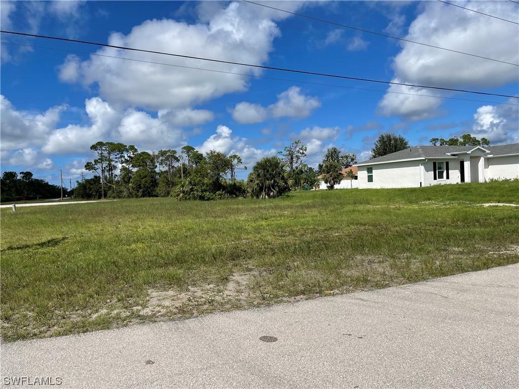 3126 Averill Boulevard Cape Coral FL 33909 223076381 image1
