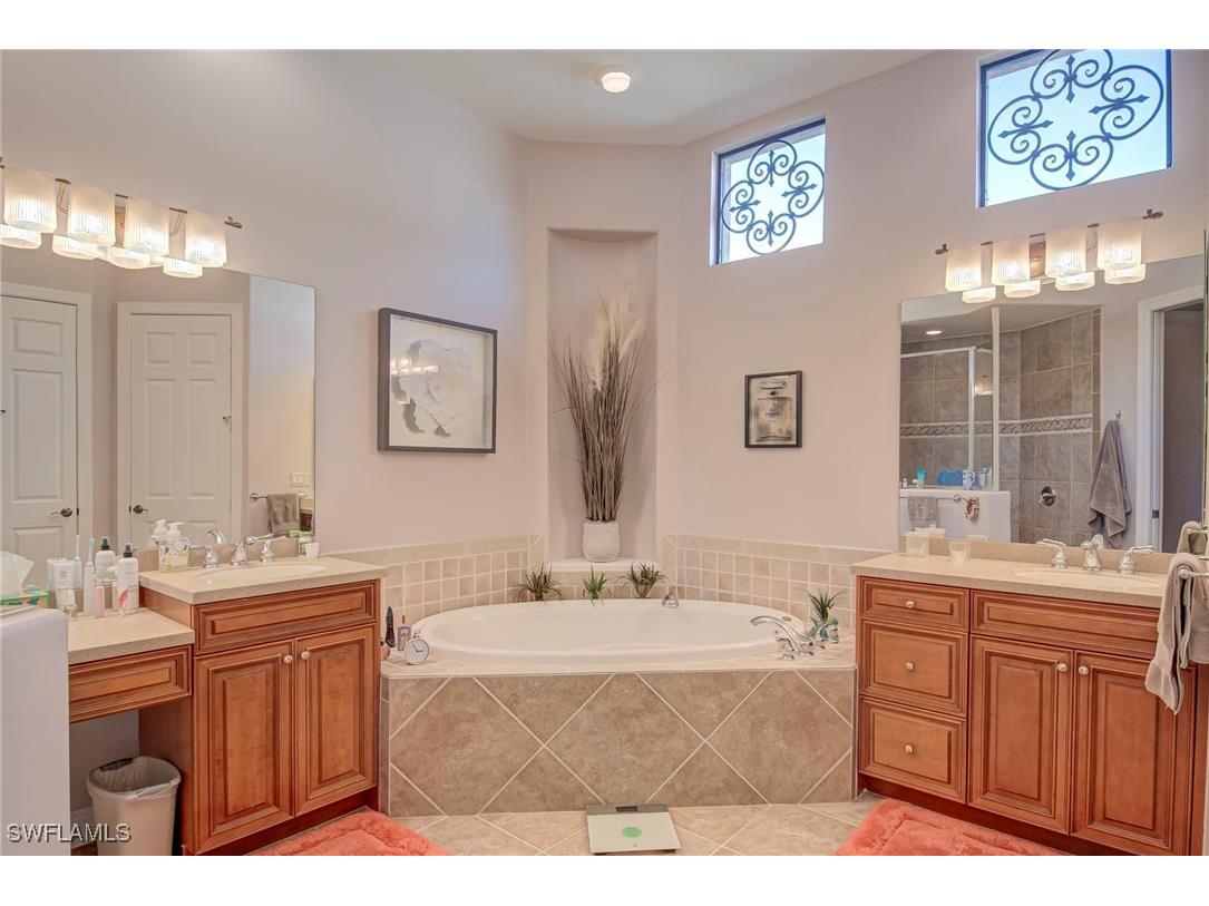 3126 Terramar Court Naples FL 34119 226000975 image17