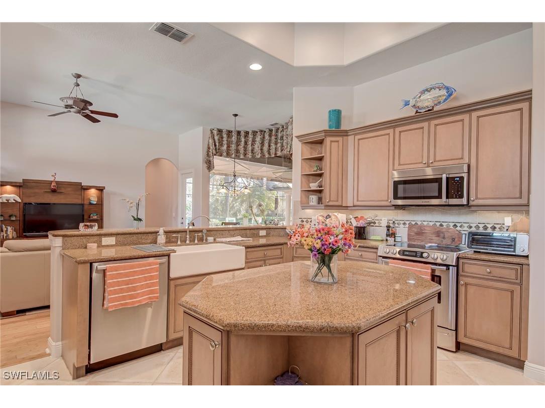 3126 Terramar Court Naples FL 34119 226000975 image9