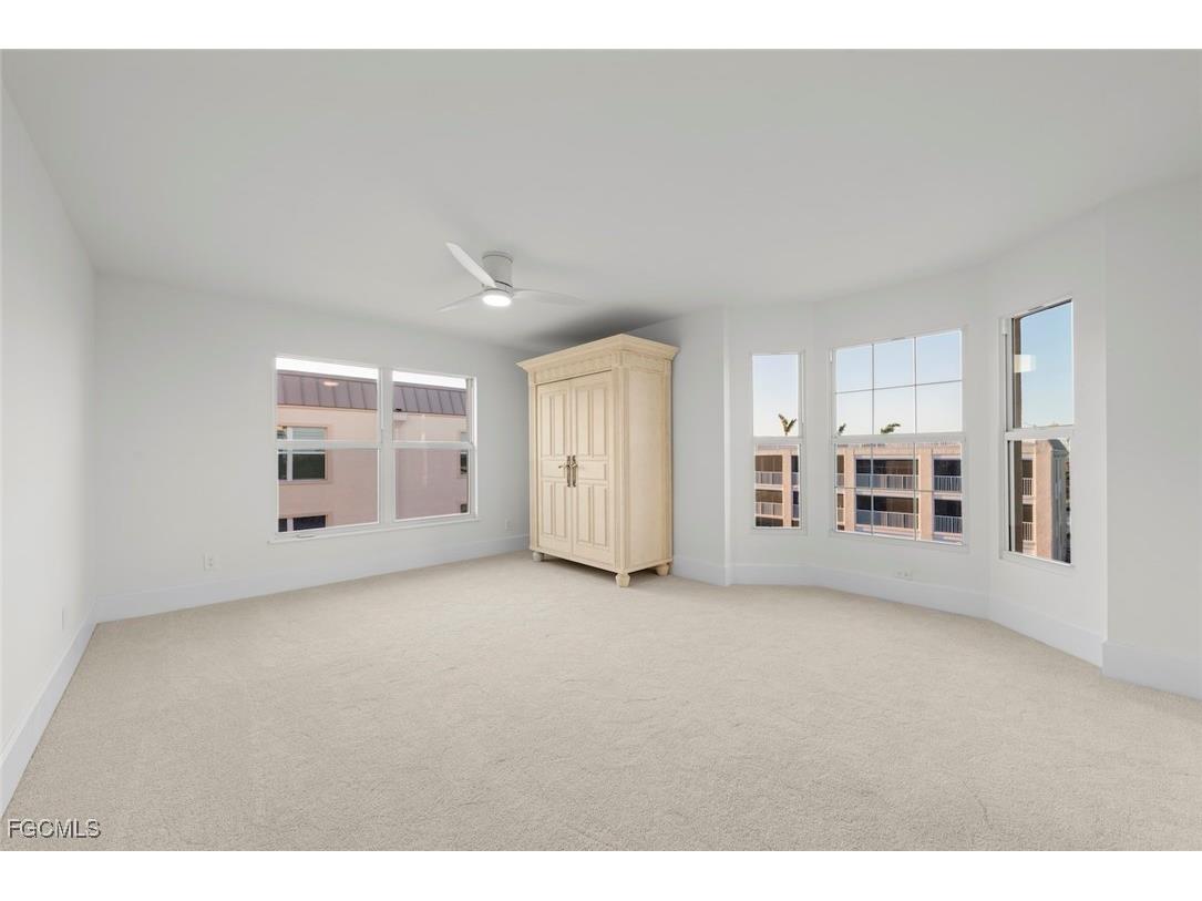 3127 W Gulf Drive #106 Sanibel FL 33957 2025018432 image24