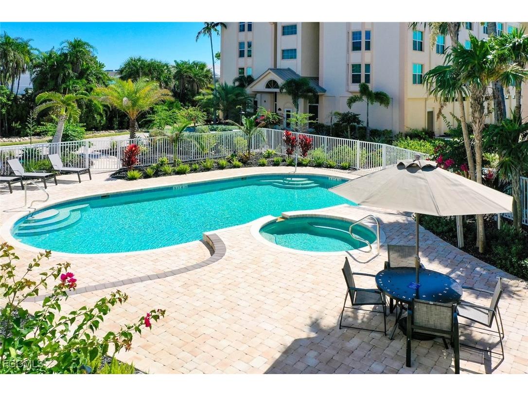 3127 W Gulf Drive #106 Sanibel FL 33957 2025018432 image36