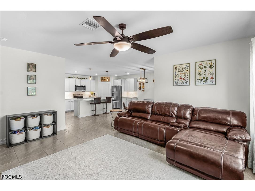 3128 Cozumel Court Cape Coral FL 33909 2026015566 image10