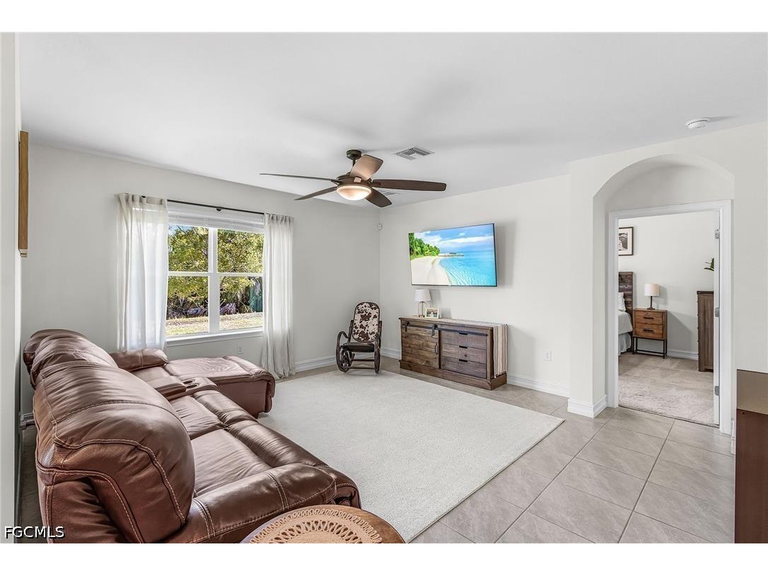 3128 Cozumel Court Cape Coral FL 33909 2026015566 image8