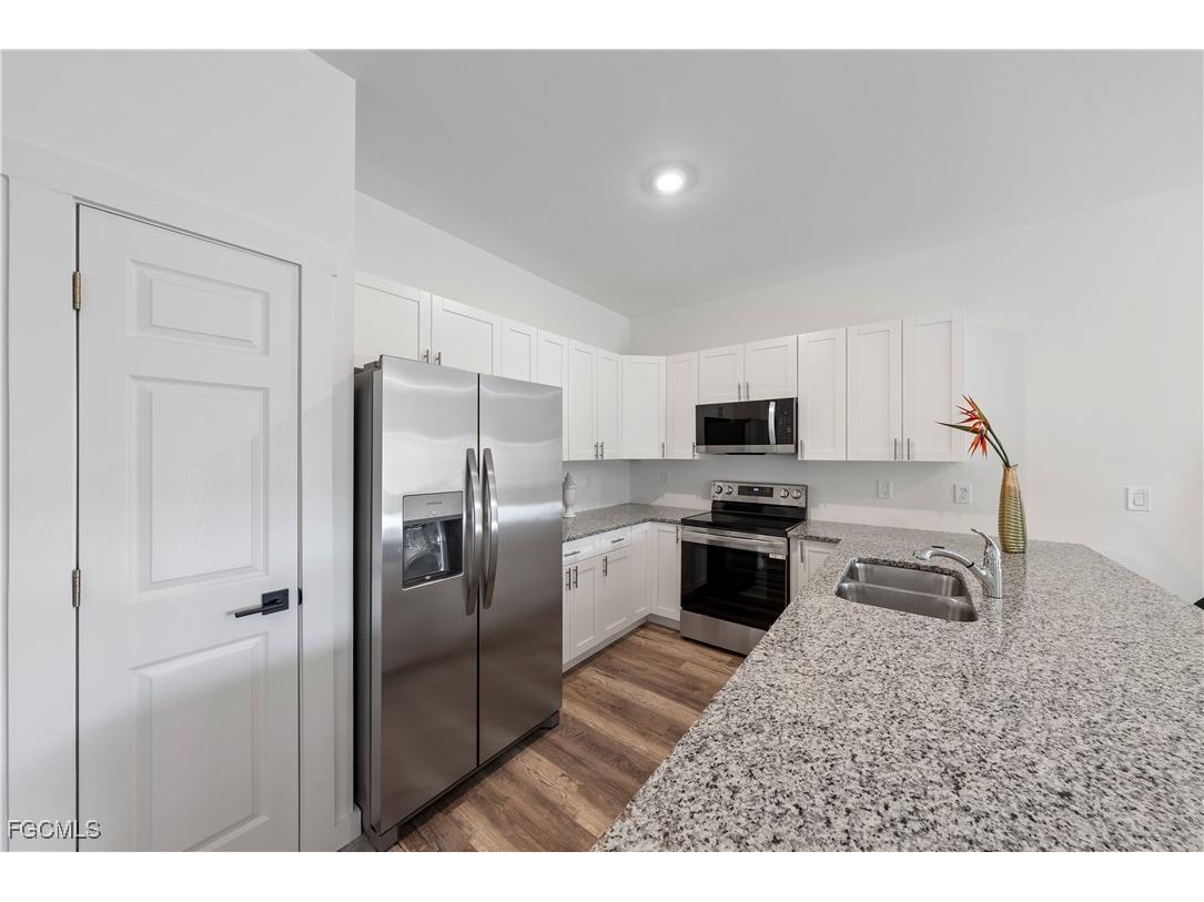 313-315 Ivan Avenue S Lehigh Acres FL 33973 2025023004 image8